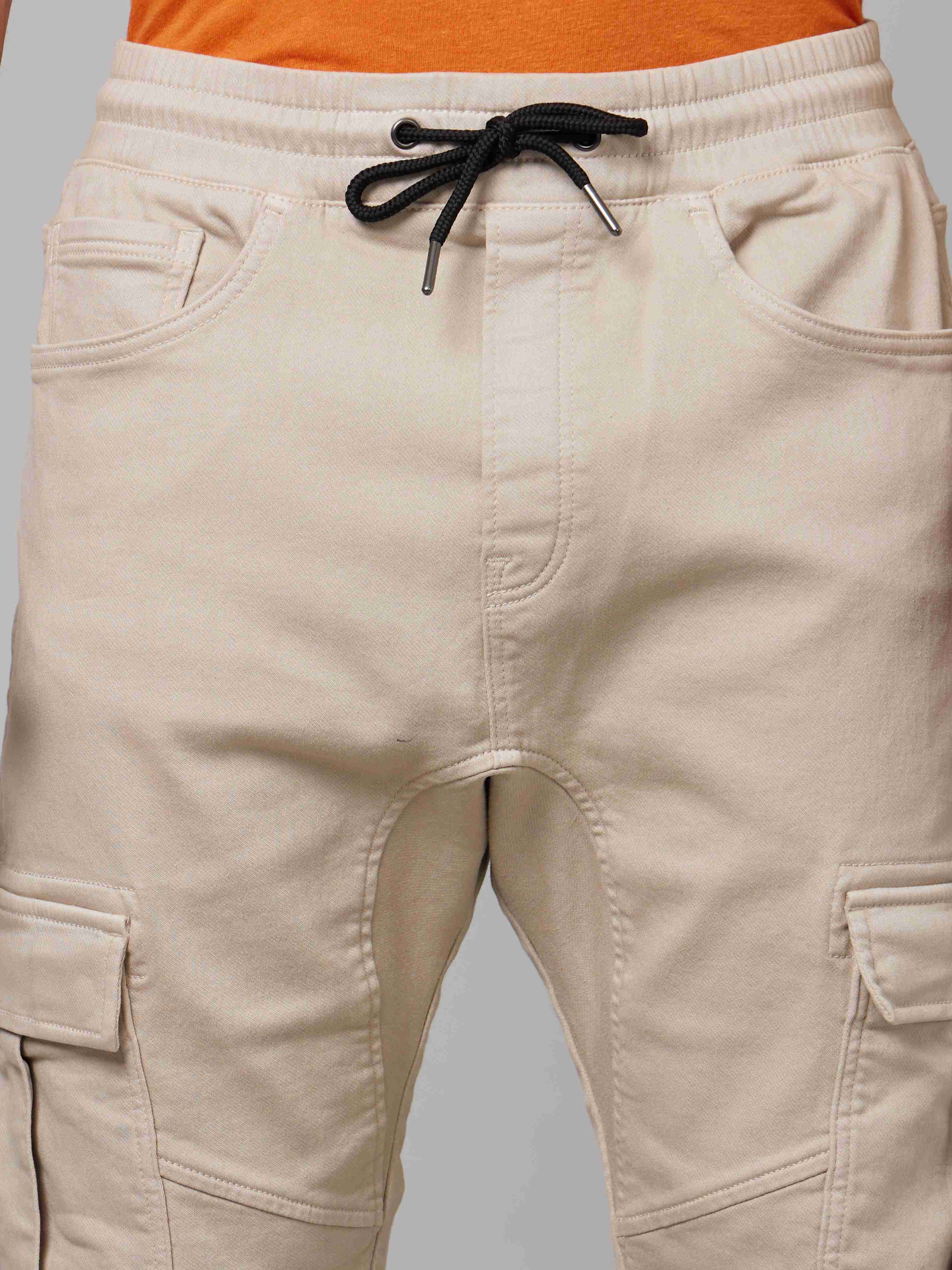 Celio Men Beige Solid Slim Fit Cotton-Linen-Blend Trousers - Image 4