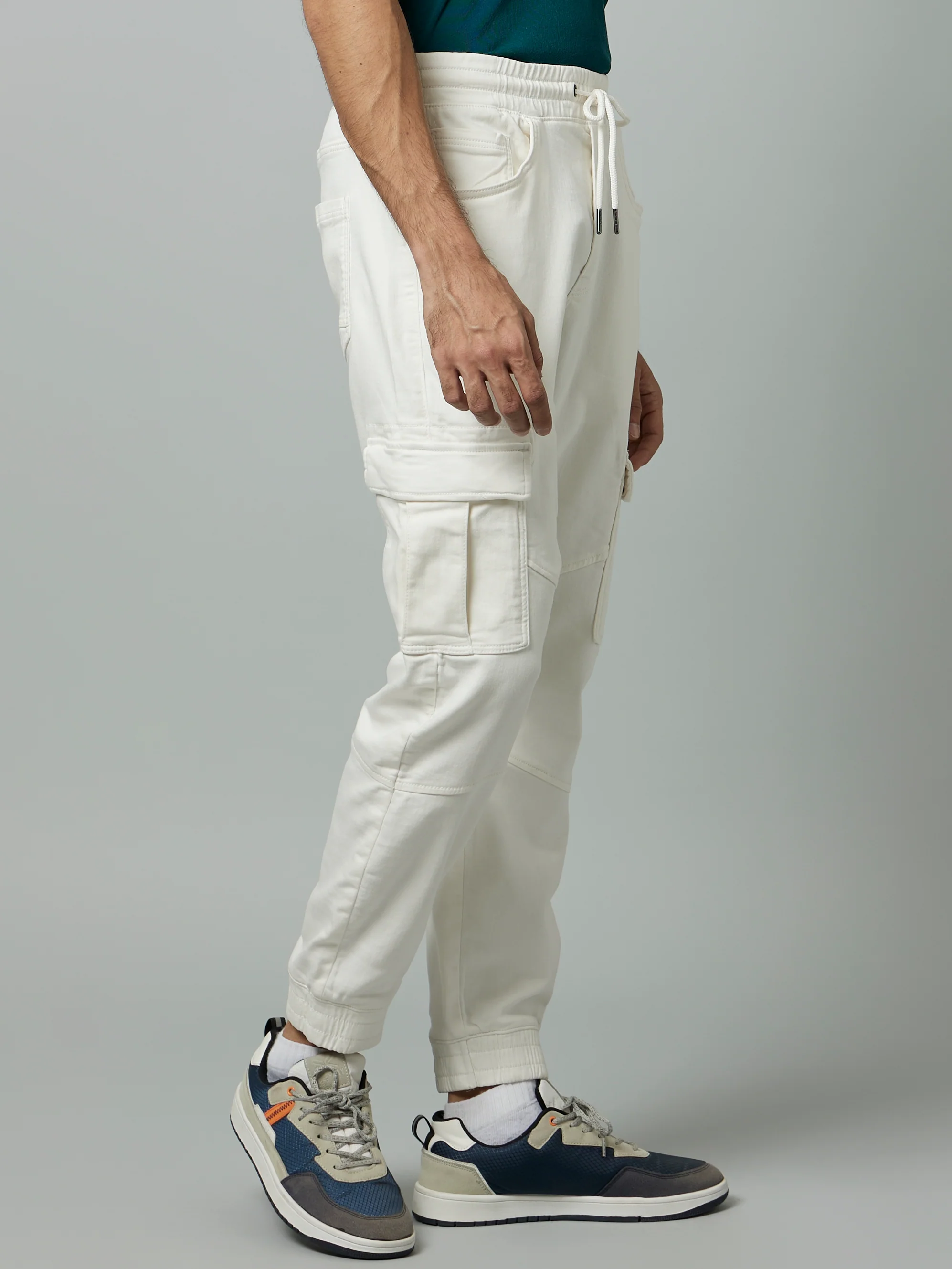 Celio* Cotton Jogger Fit Beige Trouser - Image 3