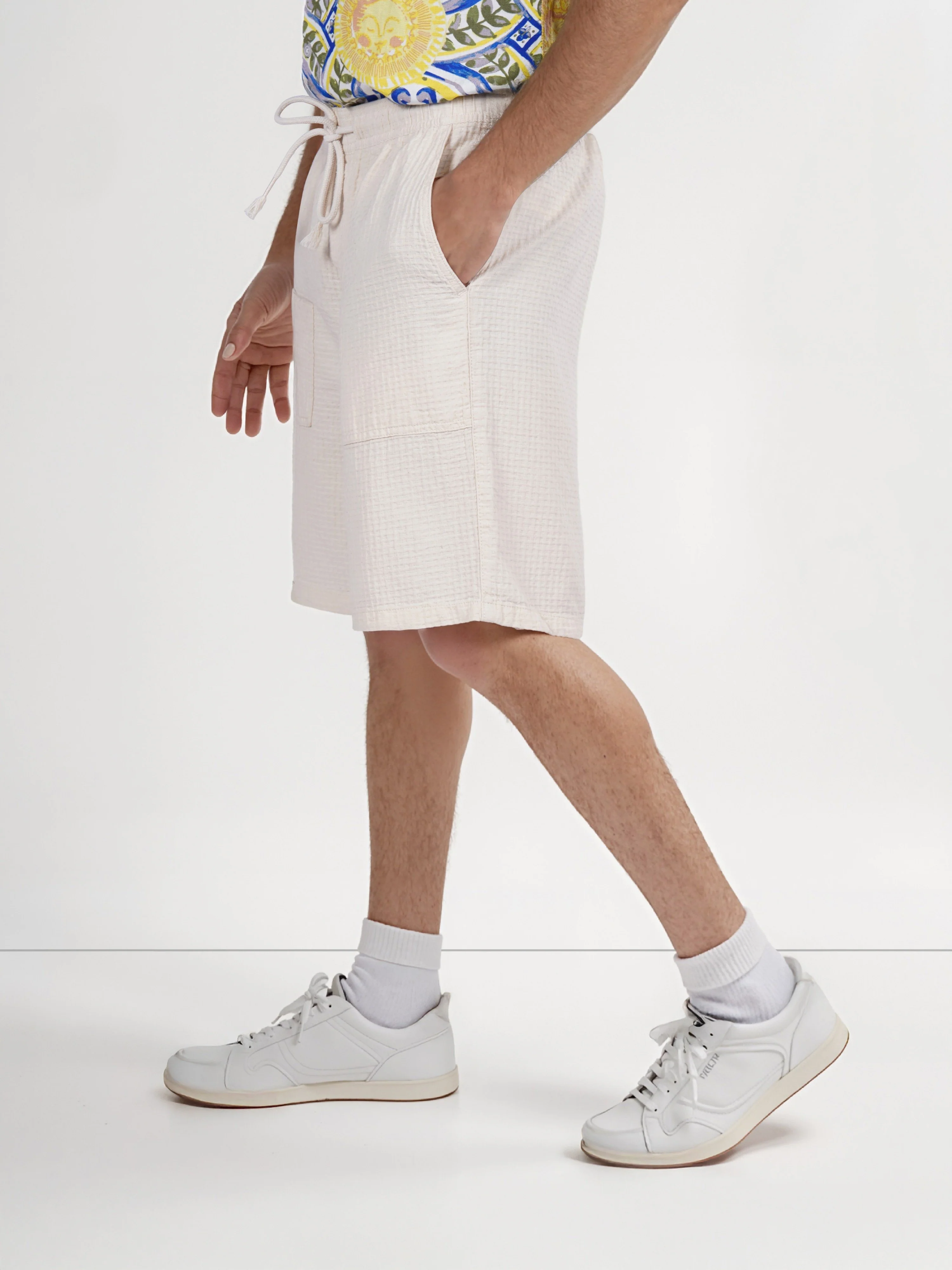 Celio* Cotton Regular Fit Beige Bermuda - Image 4