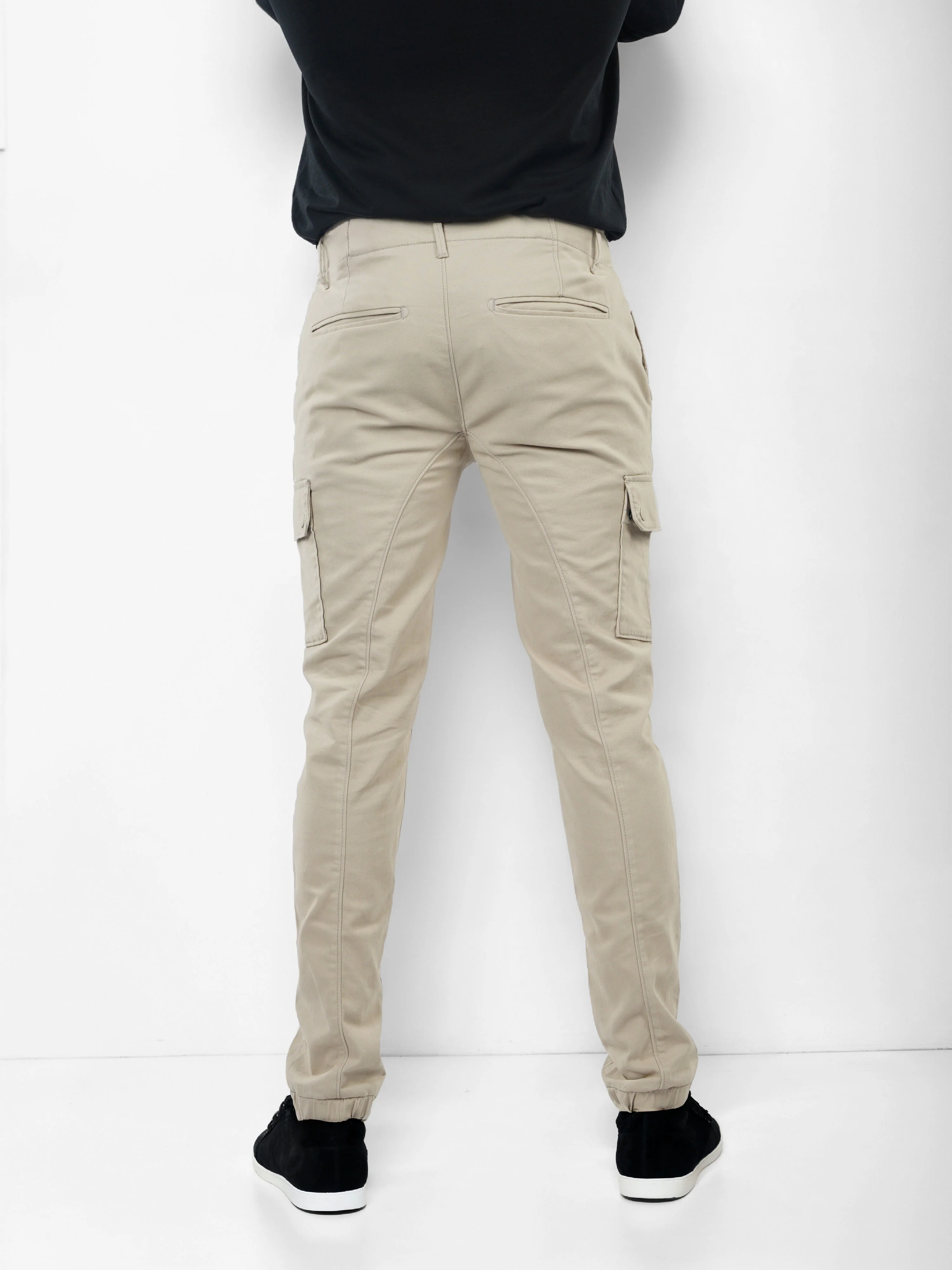 Celio Men Beige Solid Slim Fit Cotton Trousers - Image 4