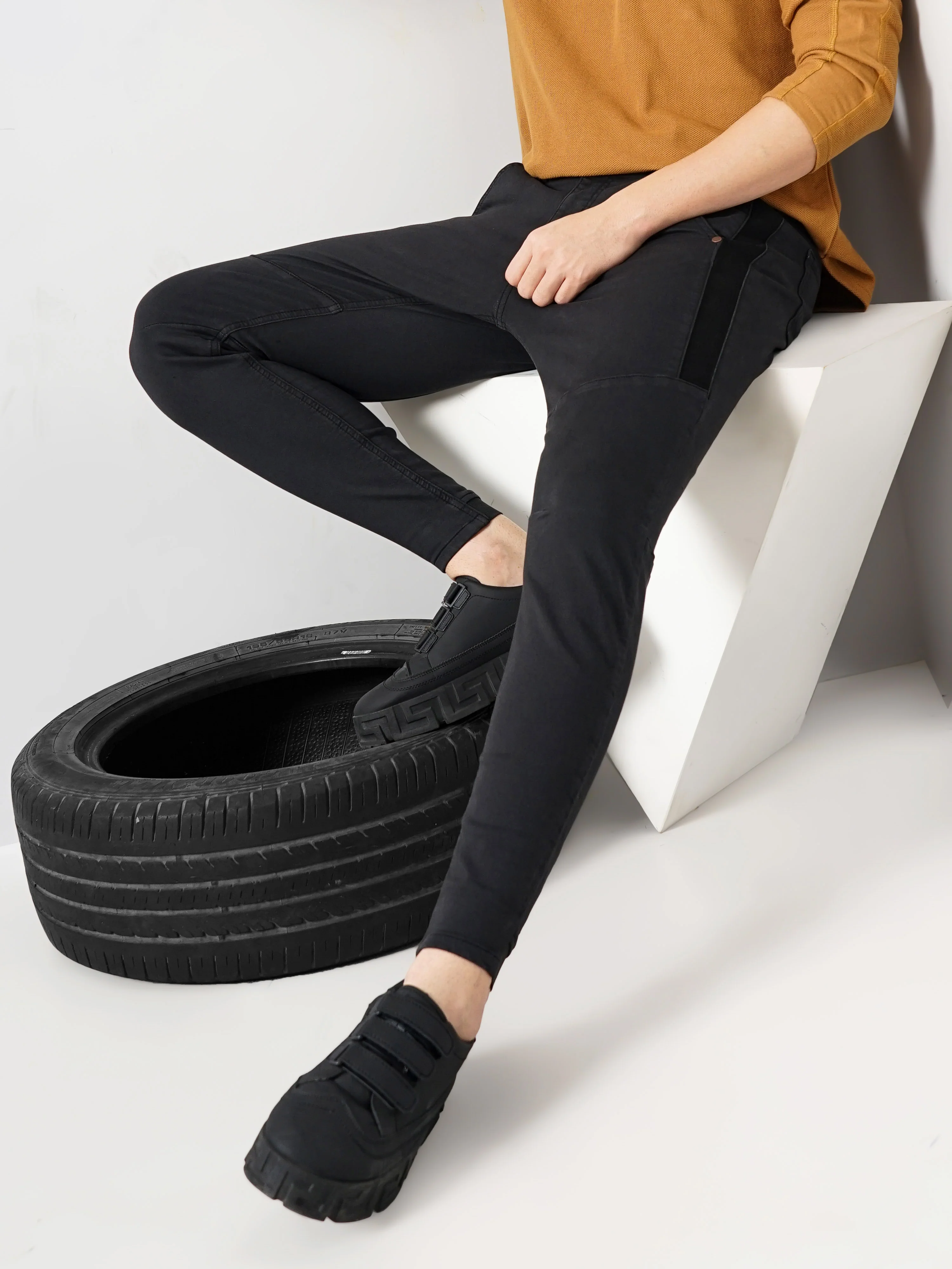 Celio* Cotton Skinny Fit Black Jean - Image 7