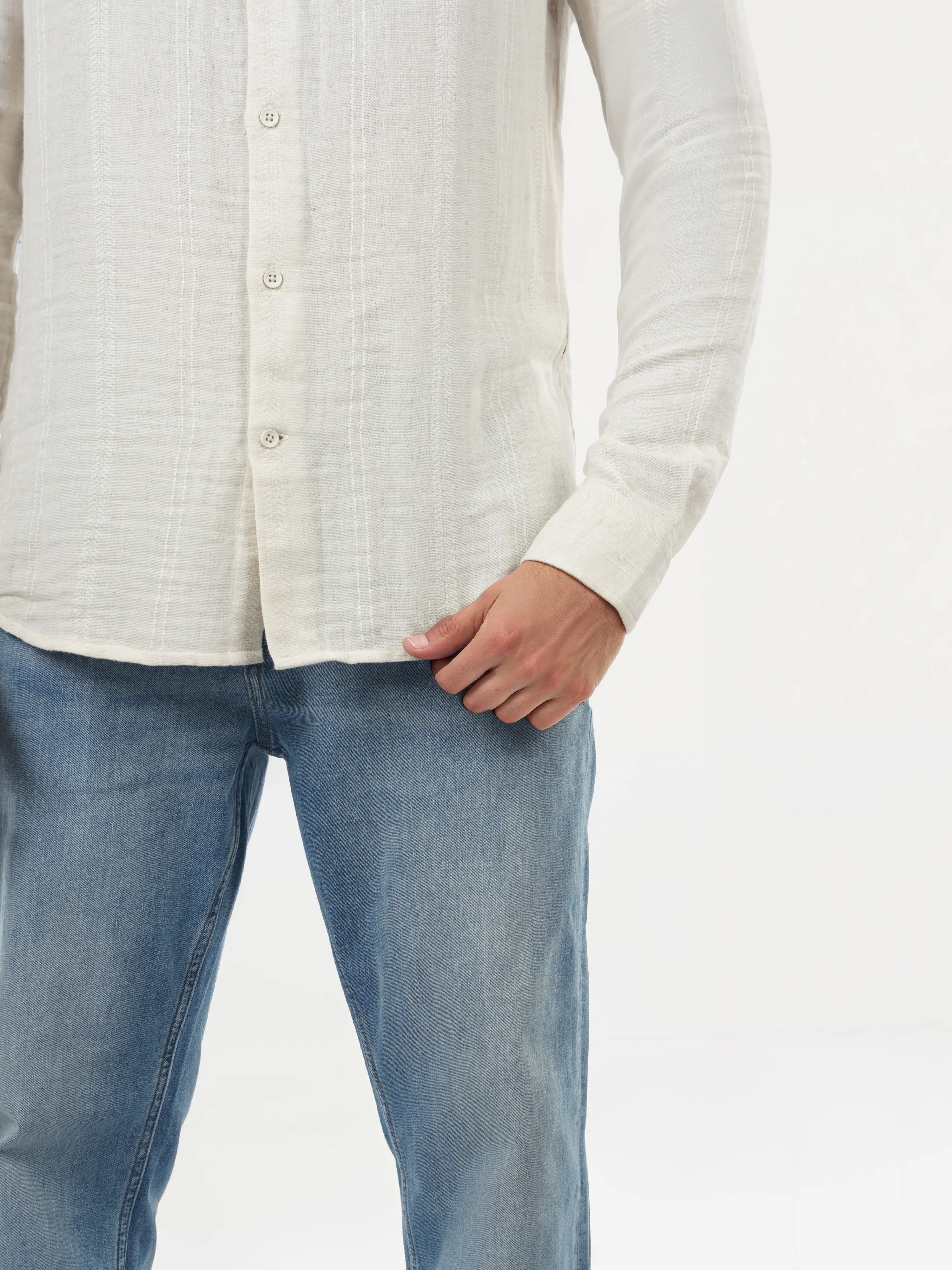 Celio* Solid Regular Fit Cotton-Blend Off White Shirts - Image 6