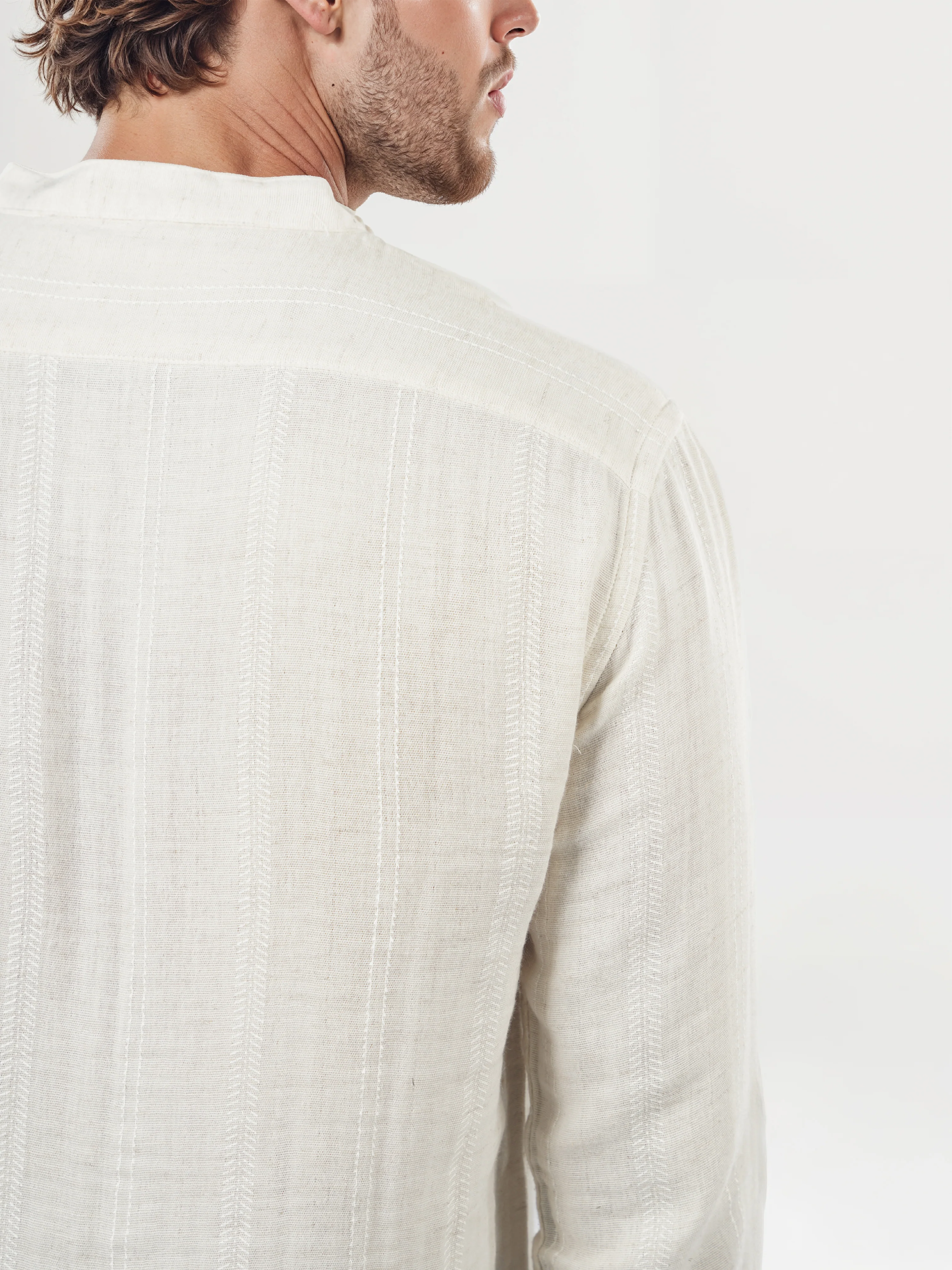 Celio* Solid Regular Fit Cotton-Blend Off White Shirts - Image 7