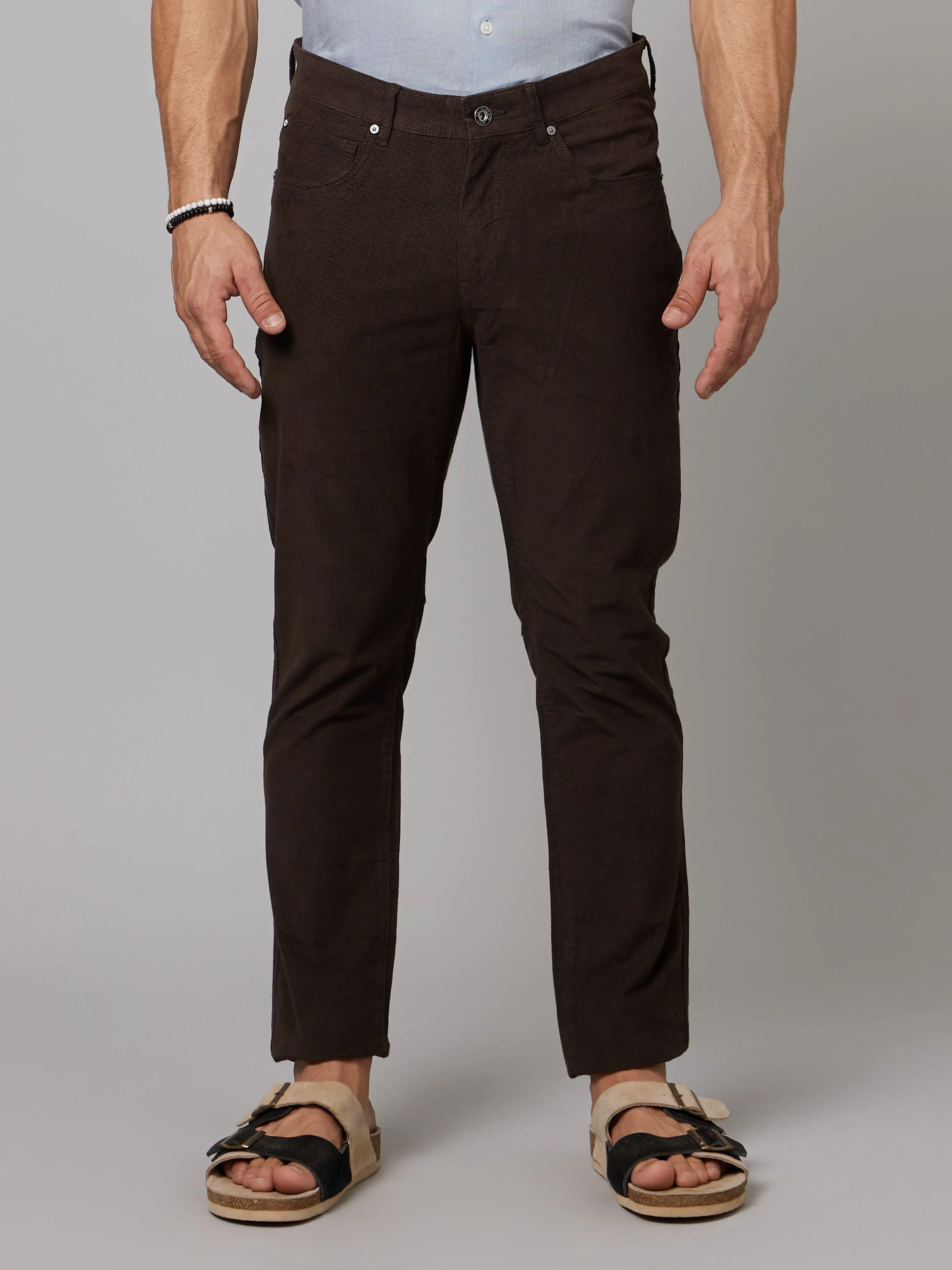 Celio Men Brown Solid Slim Fit Cotton-Linen-Blend Trousers - Image 3