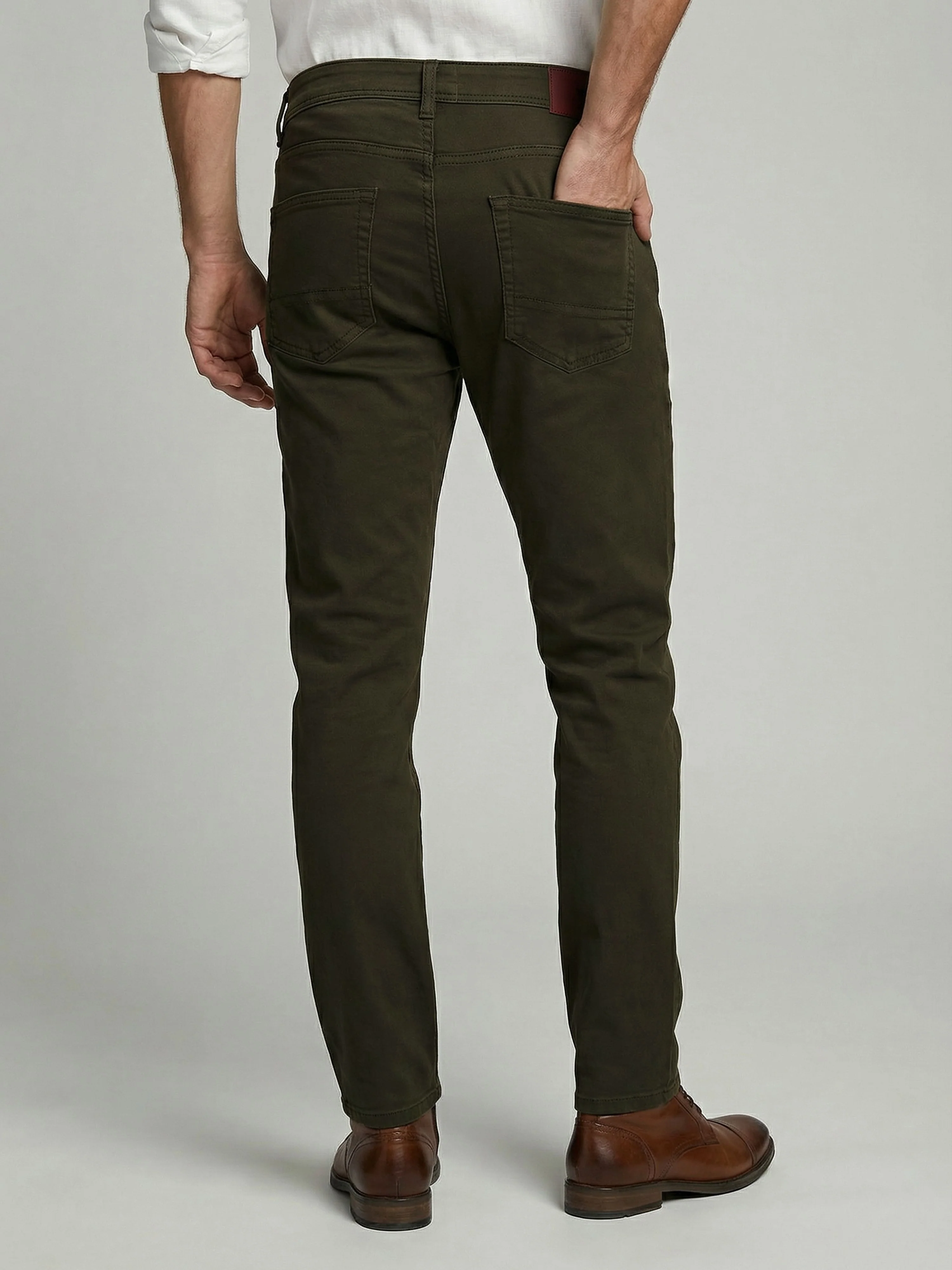 Celio* Men Olive Solid Slim Fit Cotton Jeans - Image 3