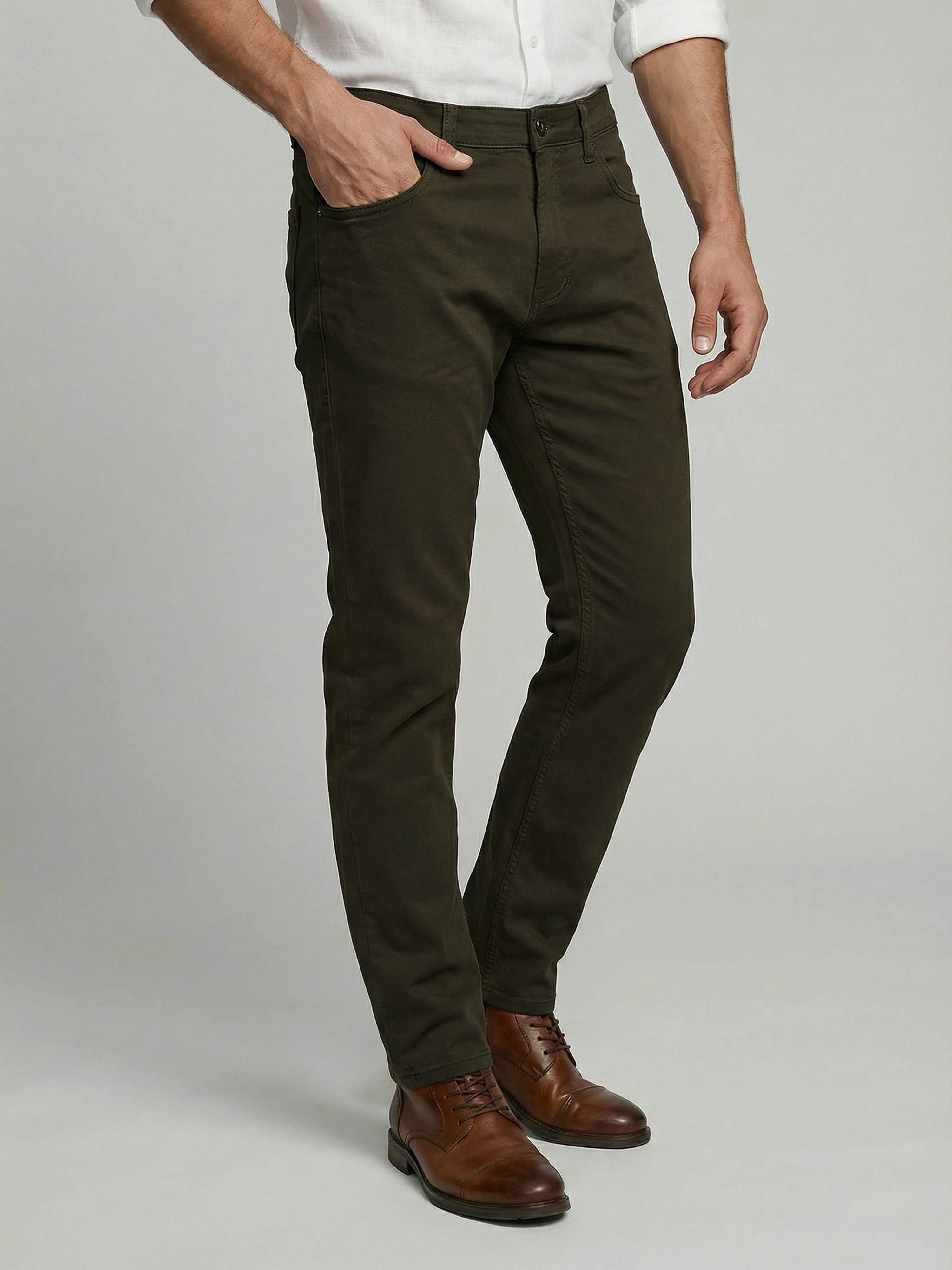 Celio* Men Olive Solid Slim Fit Cotton Jeans - Image 9