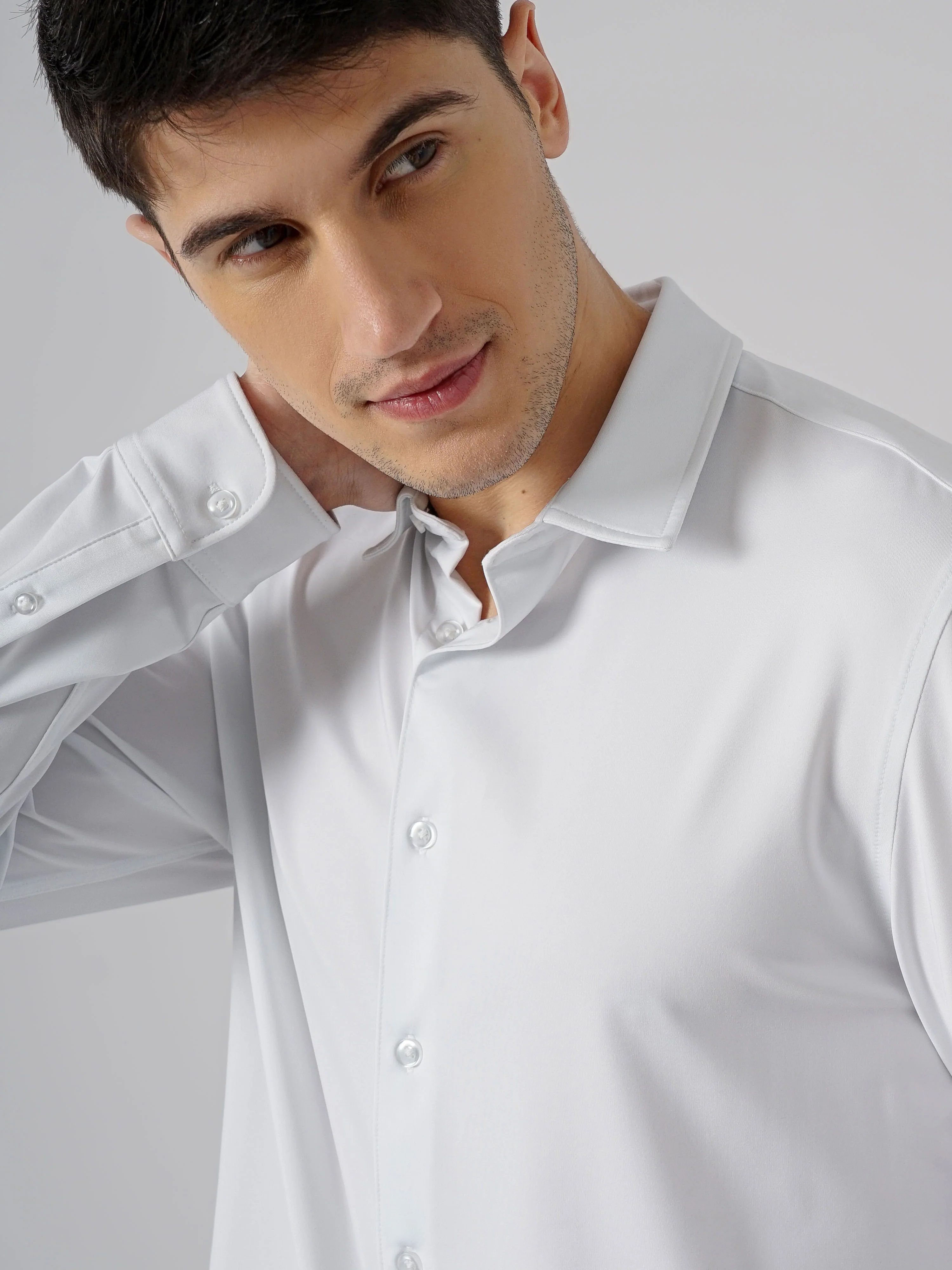 Celio* Solid Regular Fit Polyester White Shirt - Image 3